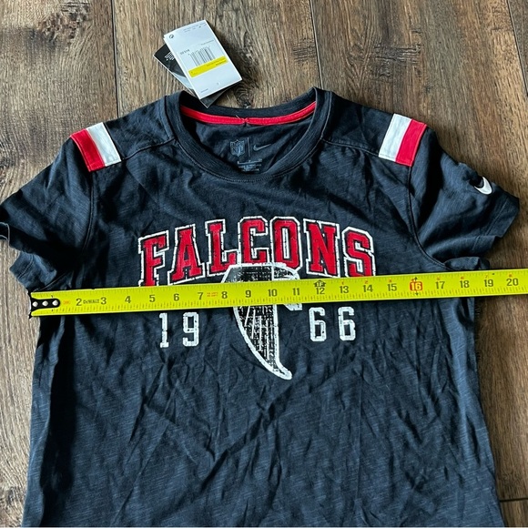 NWT Nike Atlanta Falcons Women’s NFL Short Sleeve Shirt Black Red Size Small - Picture 8 of 11